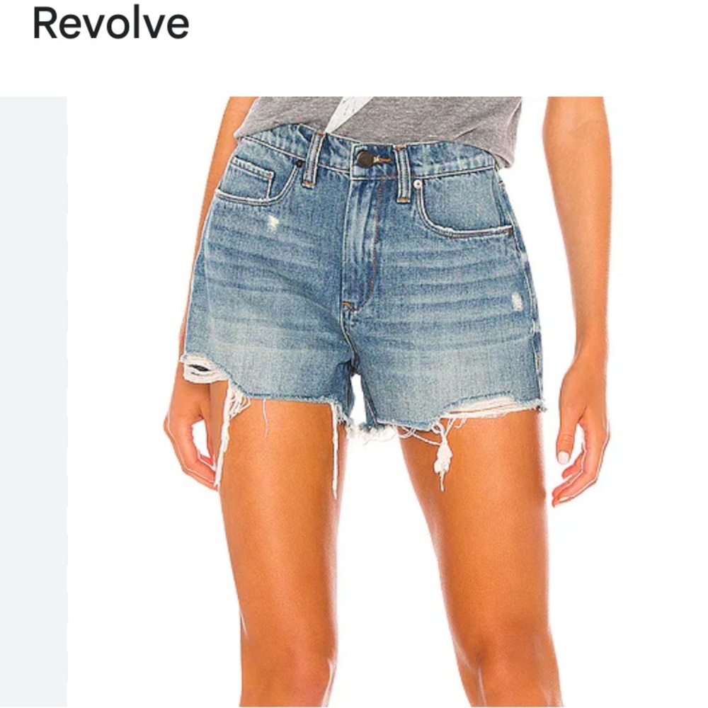 Set of 2 Blank NYC The Barrow shorts size 29